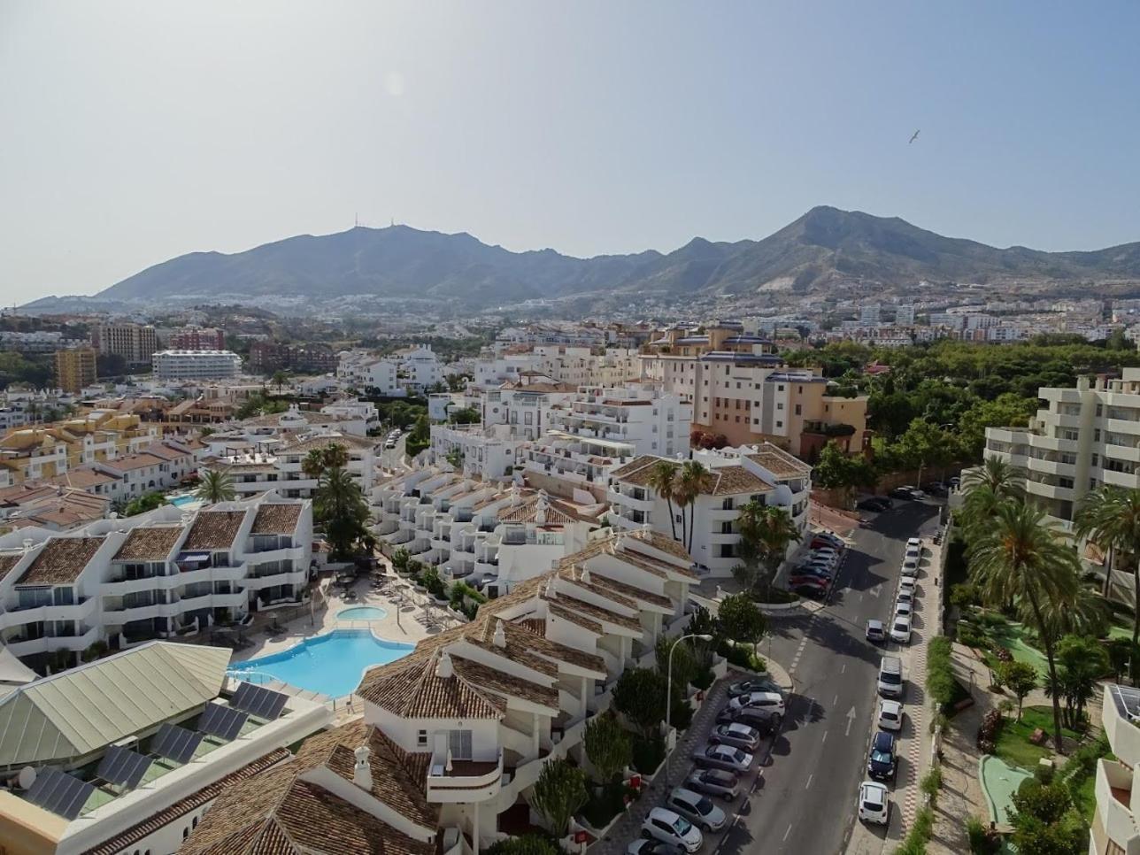 Benalmadena Front Line Sea View 1 Bedroom Large Apartment Exterior photo
